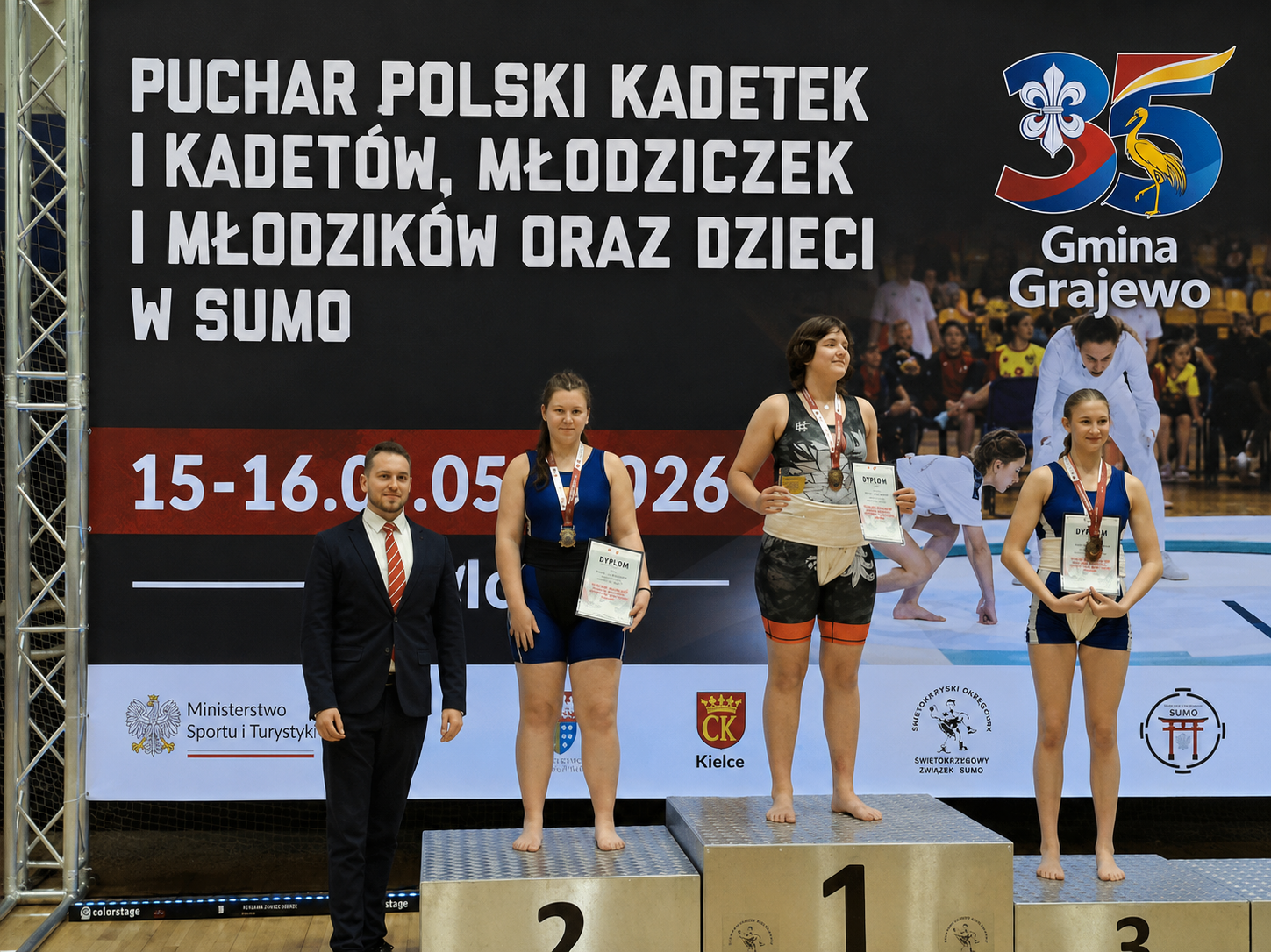 Zdjęcie grupowe medalistów