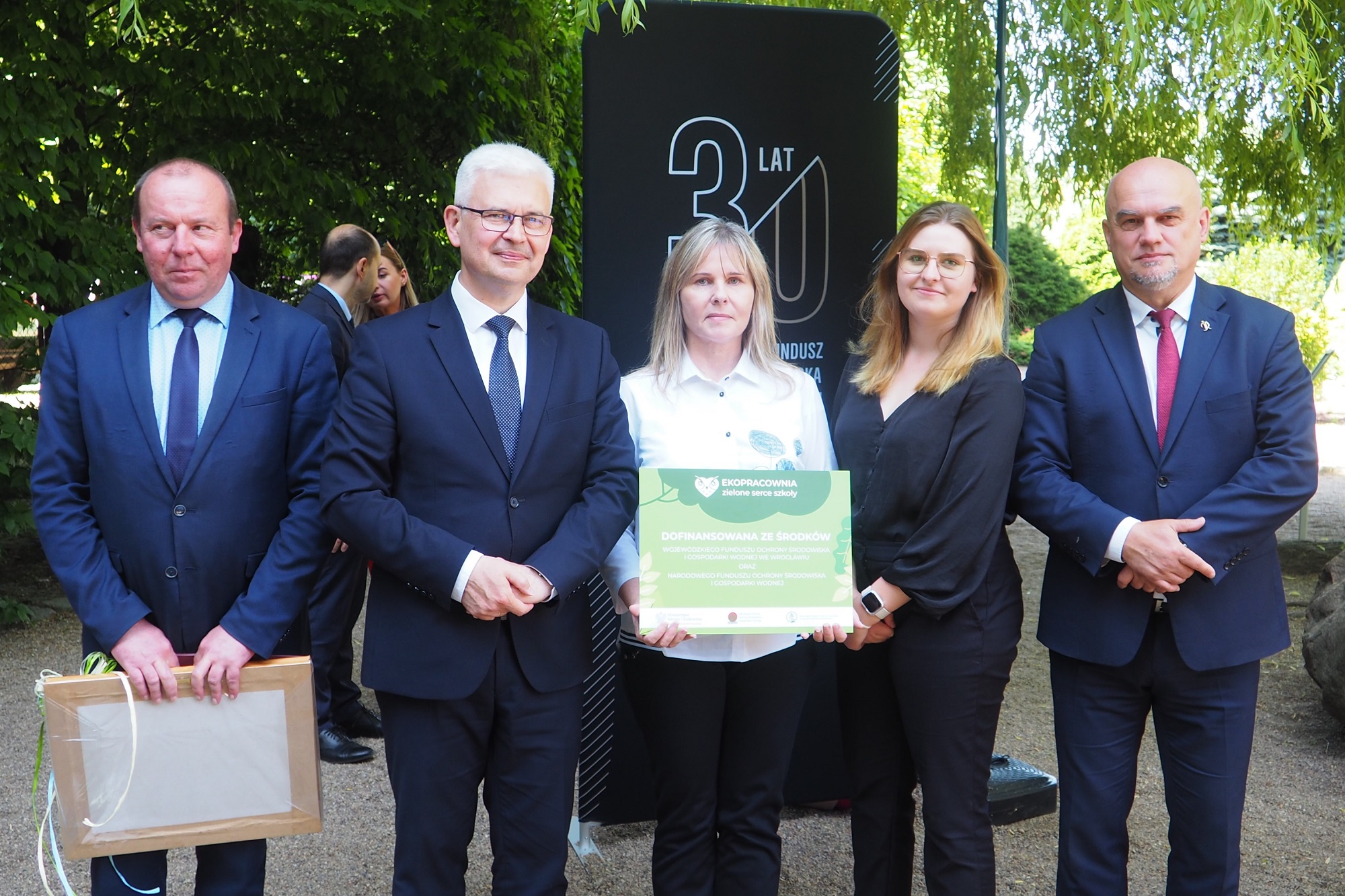Pamiątkowe zdjęcie laureatów