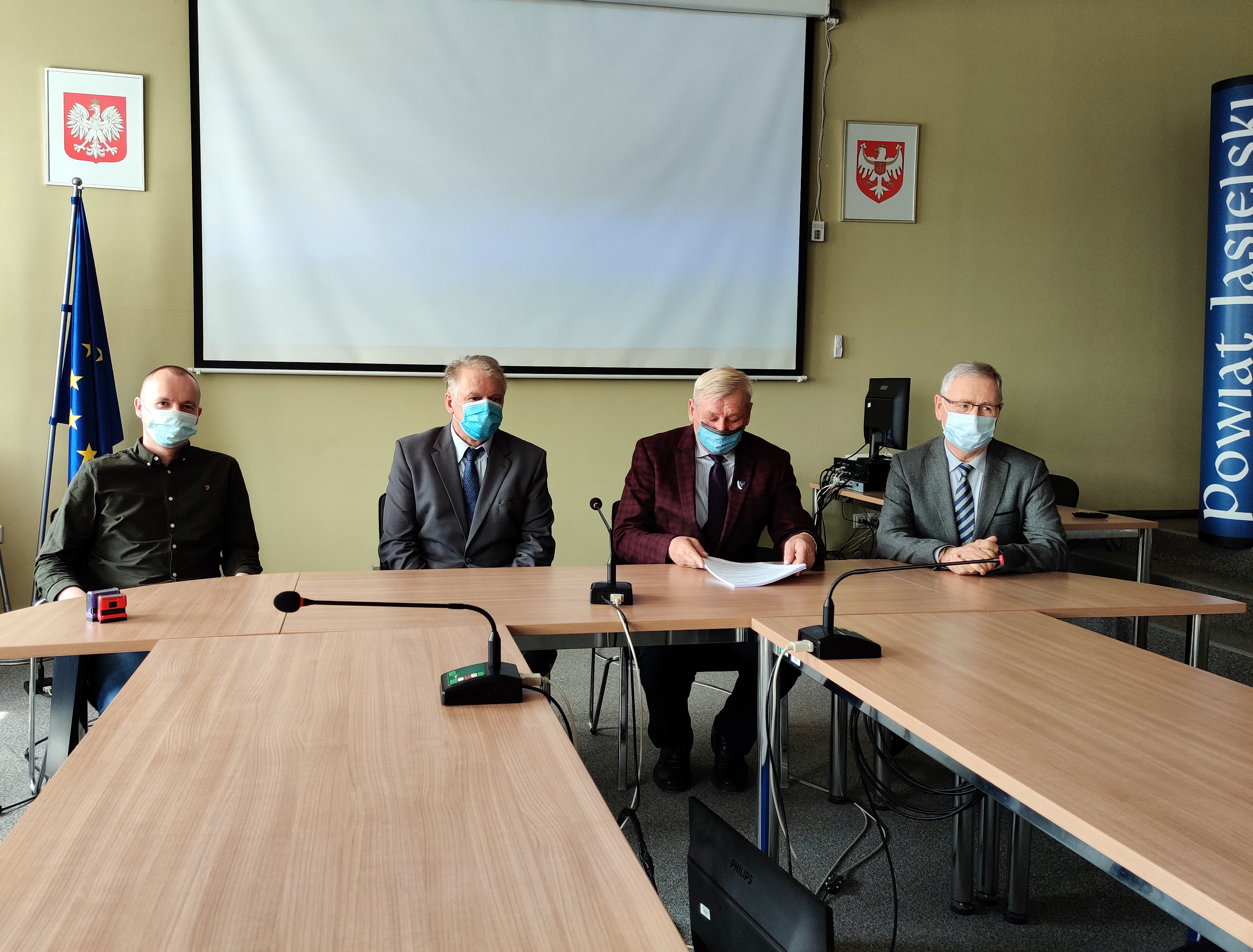 Podpisano umowę na budowę mostu przez rzekę Jasiołkę