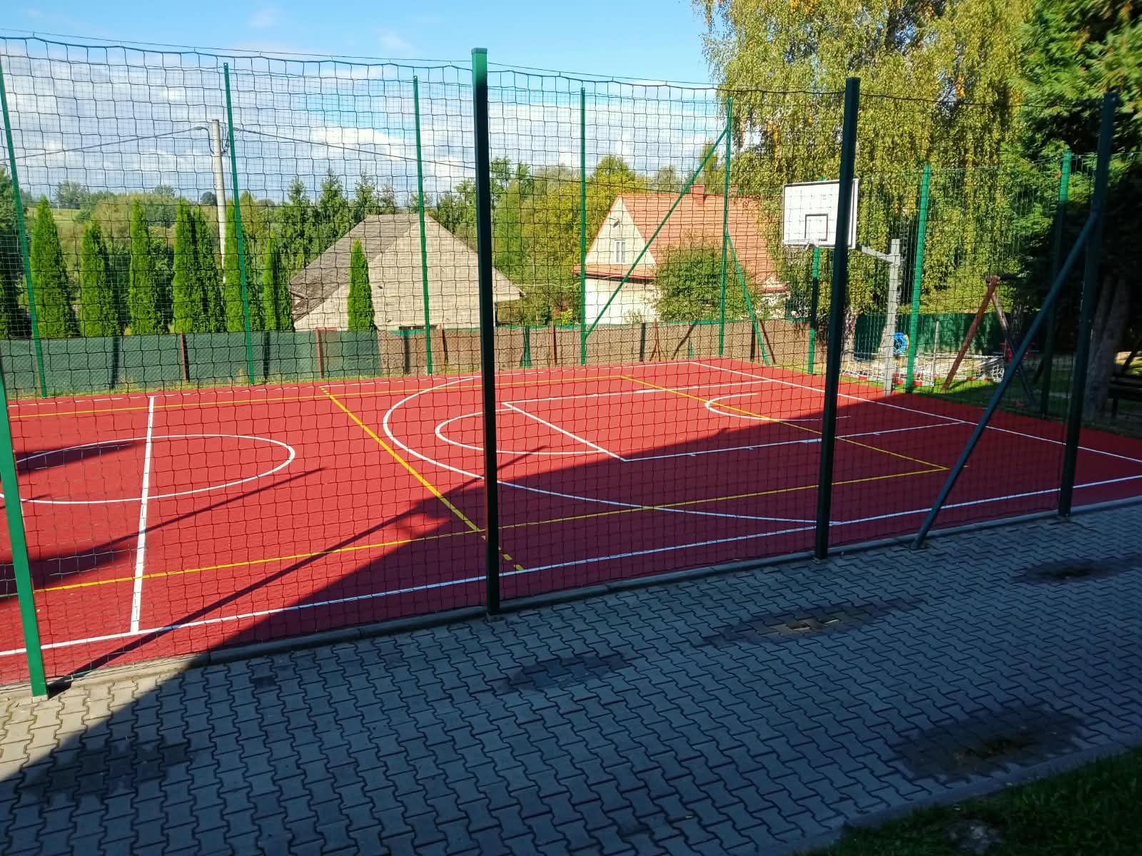 Modernizacja wielofunkcyjnego boiska sportowego w Zakliczynie