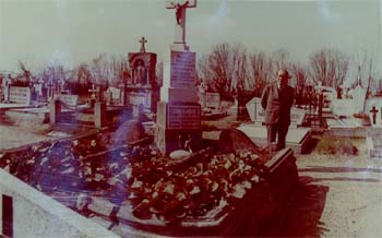  Nagrobek rodziny Schultzów na cmentarzu w Kołdrąbiu