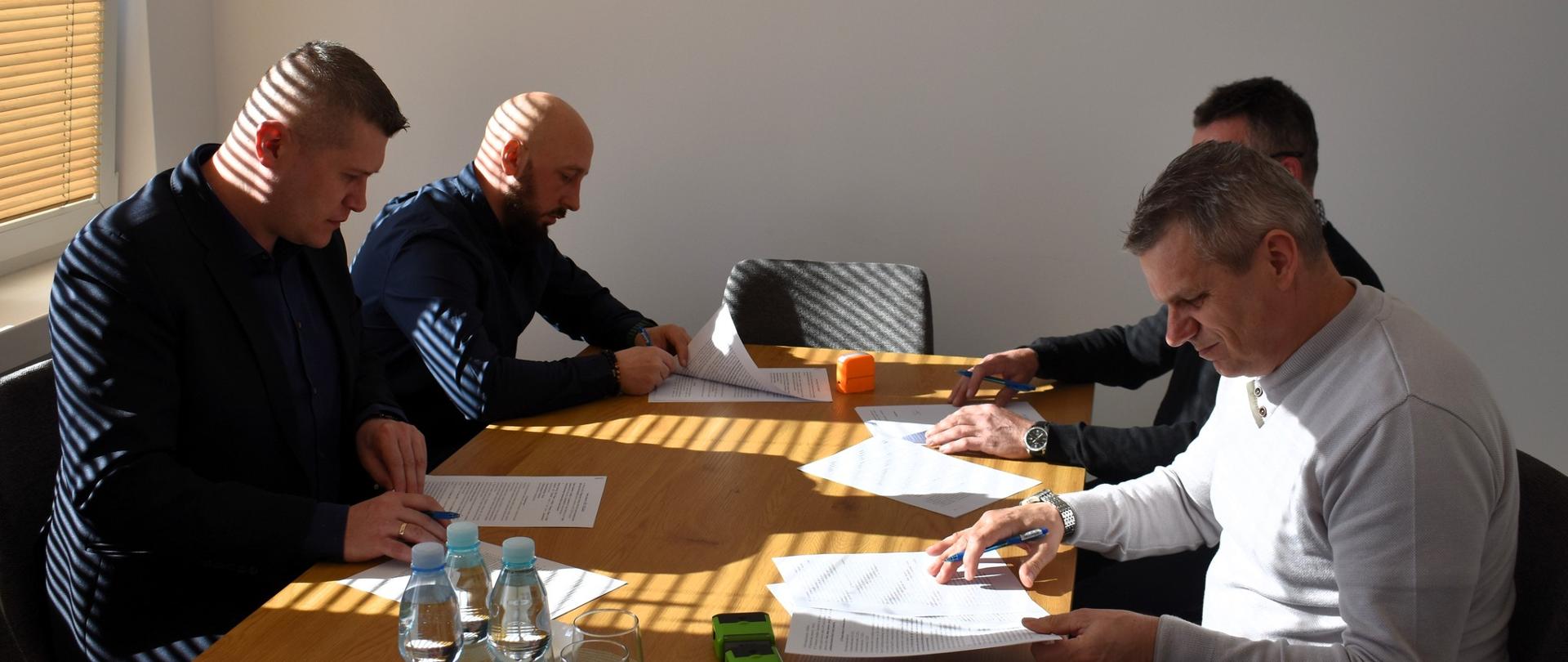 Gmina Lutomiersk wspiera lokalny sport! 