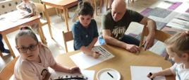 Warsztaty rysunku - dzieci tworzą swoje pejzaże