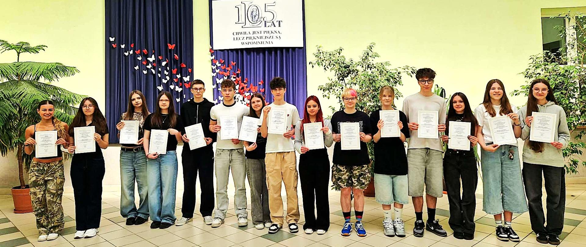 Młodzież z I Liceum Ogólnokształcącego im. T. Kościuszki w Bielsku Podlaskim z wyróżnieniami w Ogólnopolskim Konkursie Języka Angielskiego English Ace