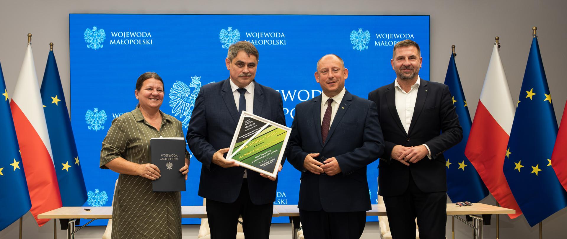 Umowa z Rządowego Funduszu Rozwoju Dróg podpisana – Gmina Kalwaria Zebrzydowska z kolejnym wsparciem
