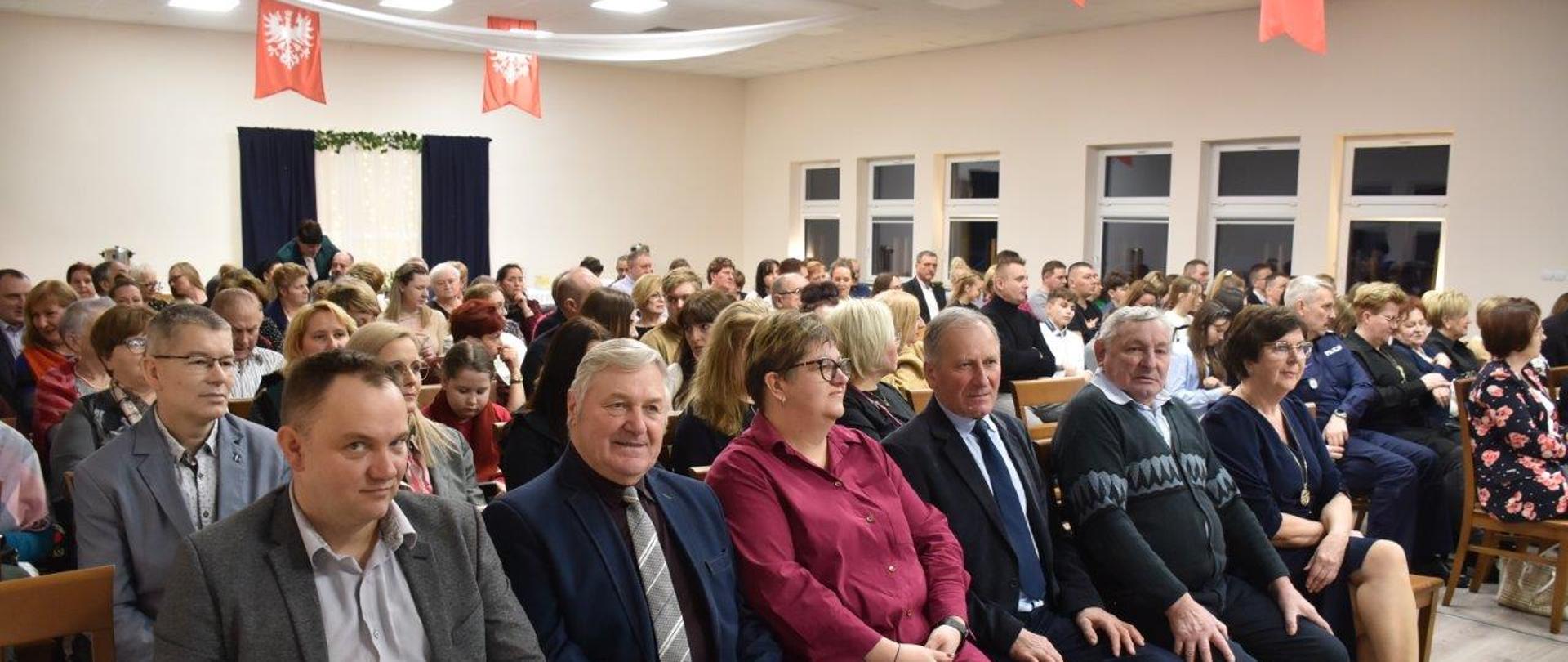 Uczestnicy koncertu w Słomkach