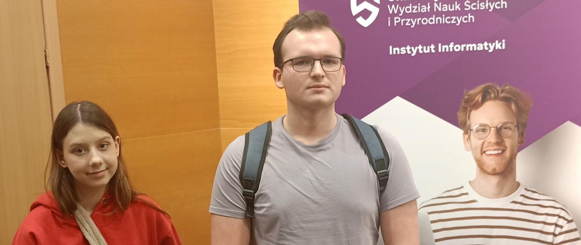Dominika Wasilewska i Mateusz Dobrogowski z Zespołu Szkół nr 4 im. Ziemi Podlaskiej - uczestnicy konkursu programistycznego KODIGO