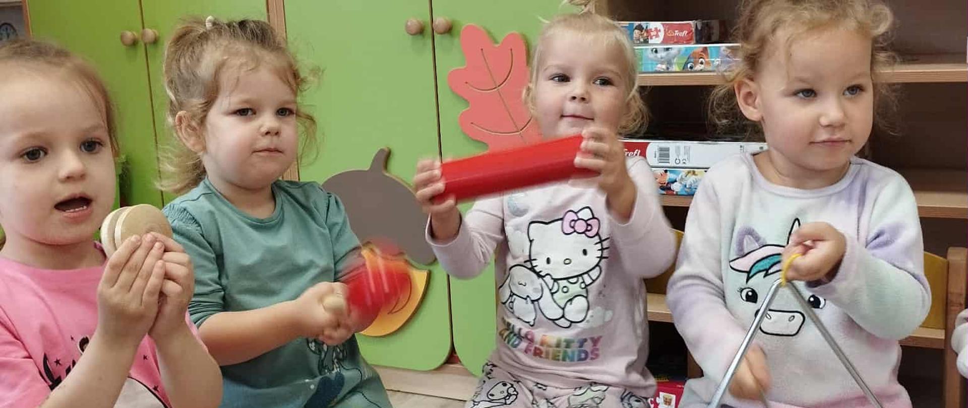 Celebrujemy Dzień Przedszkolaka wspólnie śpiewając i grając na instrumentach 