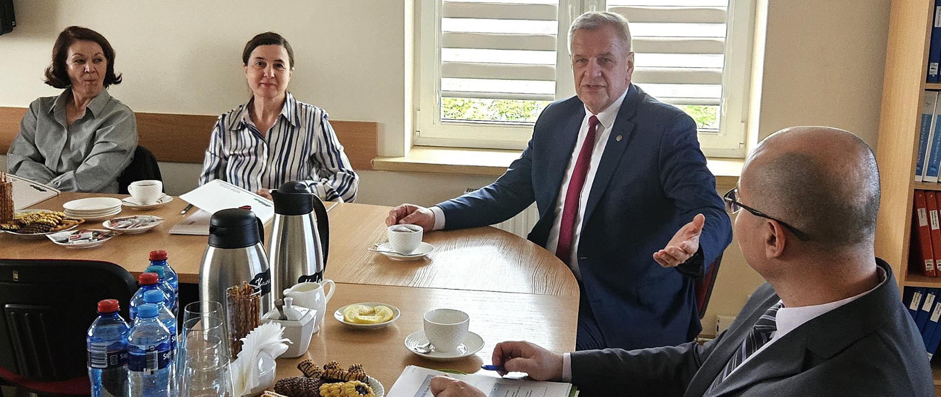 Posiedzenie Powiatowej Rady Rynku Pracy w Bielsku Podlaskim