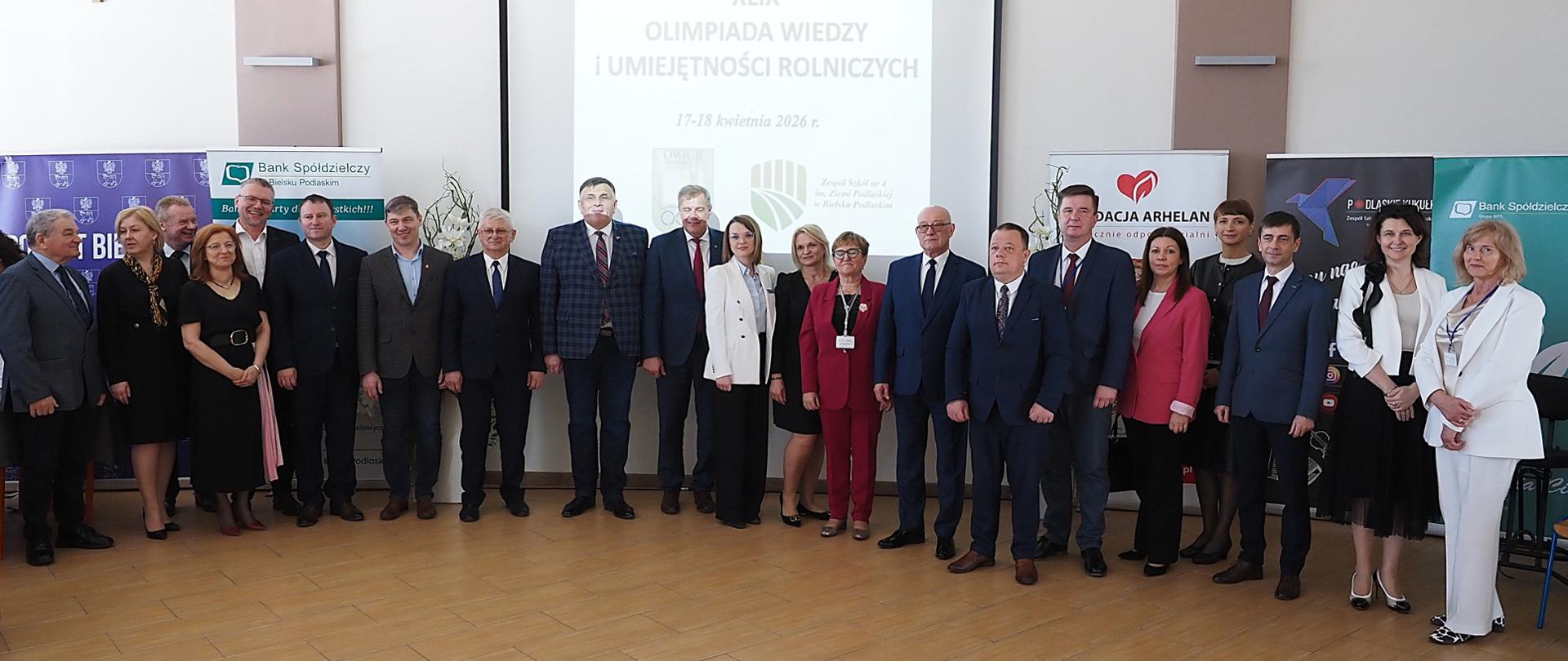 Organizatorzy, jury i goście eliminacji okręgowych XLIX Olimpiady Wiedzy i Umiejętności Rolniczych 