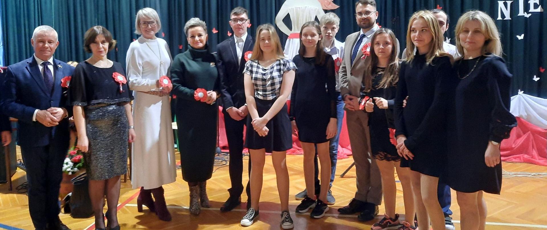 Szkolny Dzień Niepodległości w Olbięcinie