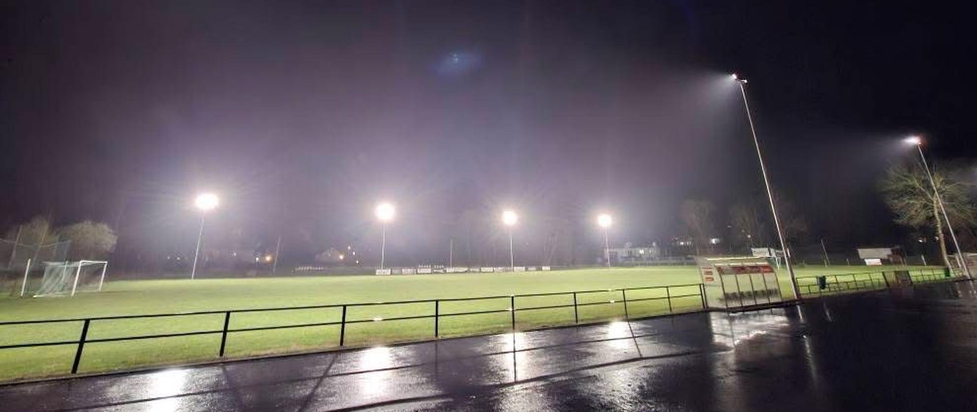 Nowe oświetlenie na boisku WKS Żarek Barwałd Górny 