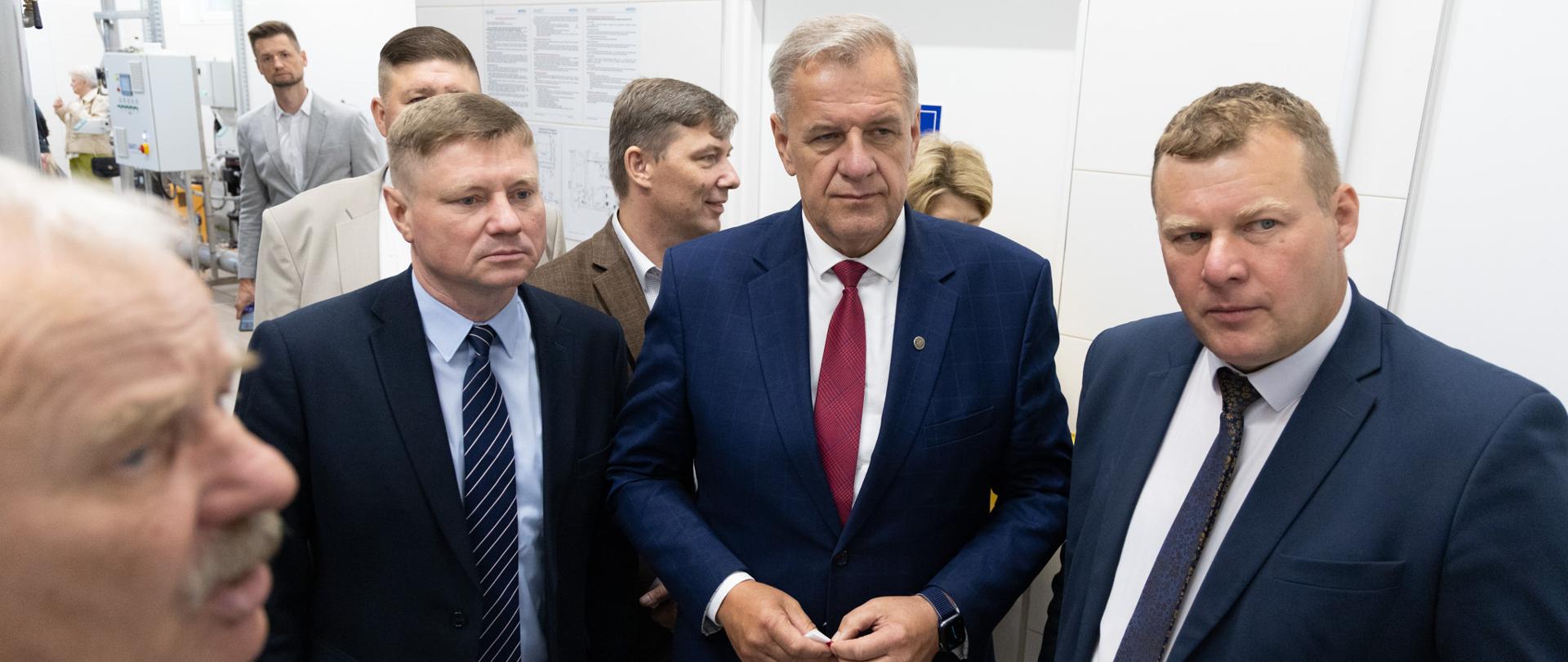 Starosta bielski na otwarciu nowej stacji uzdatniania wody w Strabli 