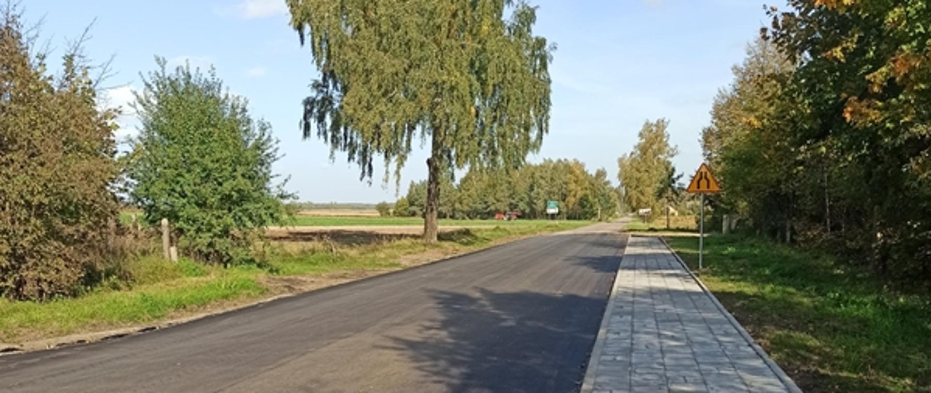 Droga powiatowa - zdjęcie ilustracyjne