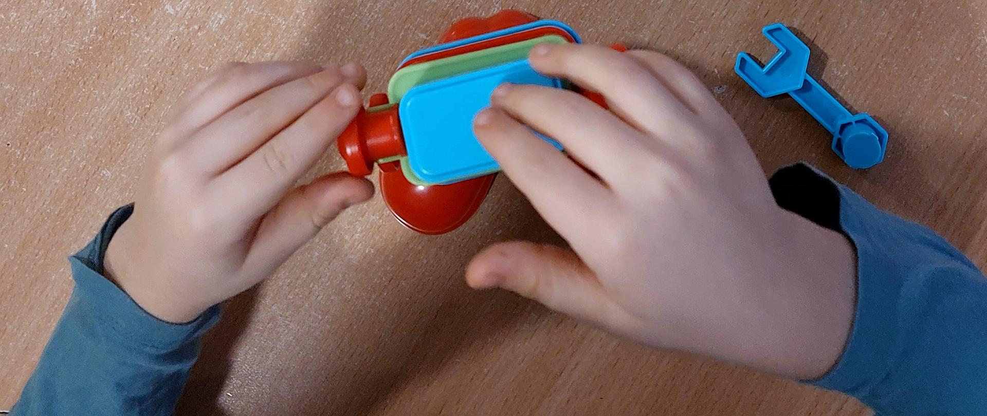 Terapia oligofrenopedagogiczna - dziecko w trakcie zajęć