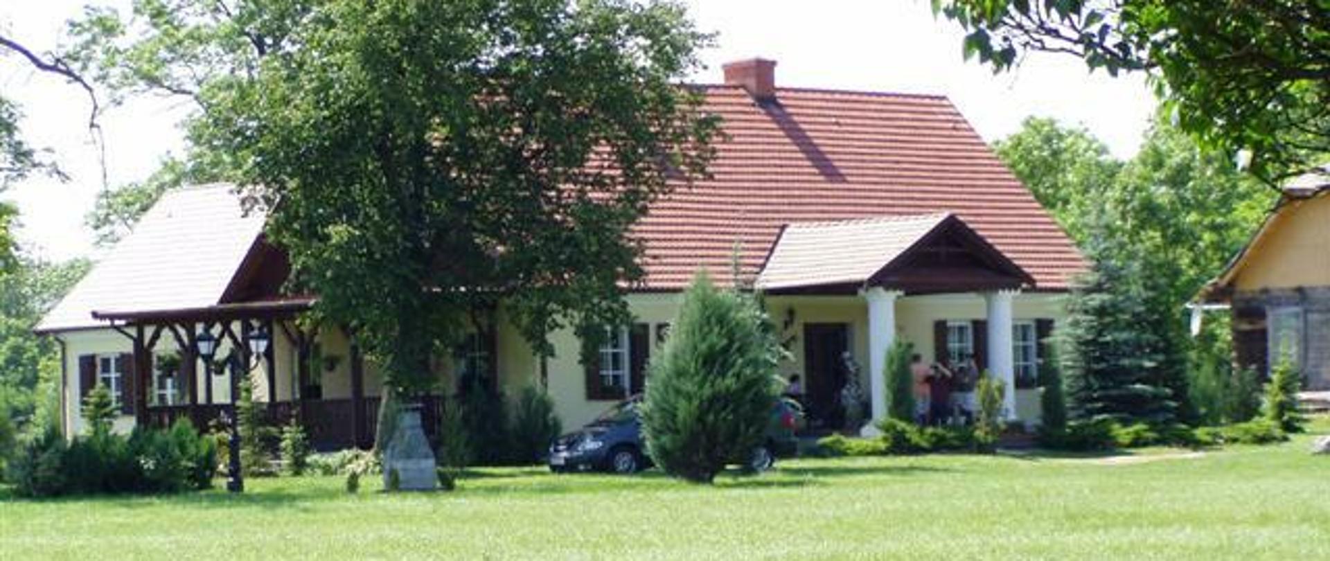 Dworek w Andryjankach (fot. B. Komarzewski)
