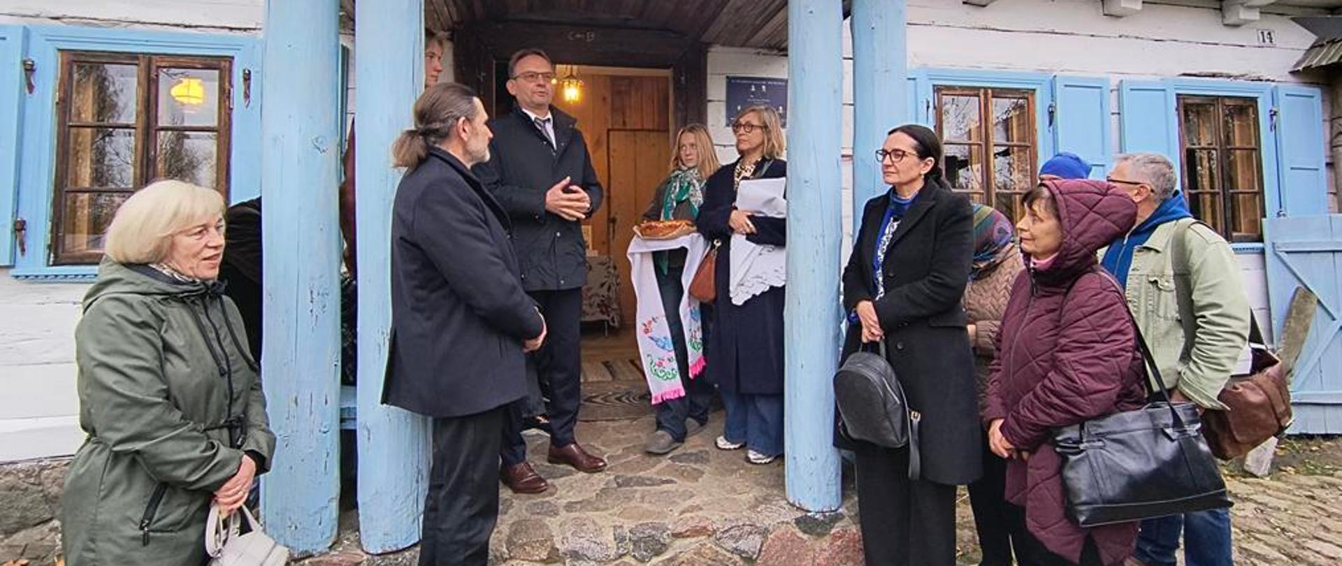 W wydarzeniach poświęconych postaci Eugeniusza Jewca uczestniczył wicestarosta Piotr Bożko