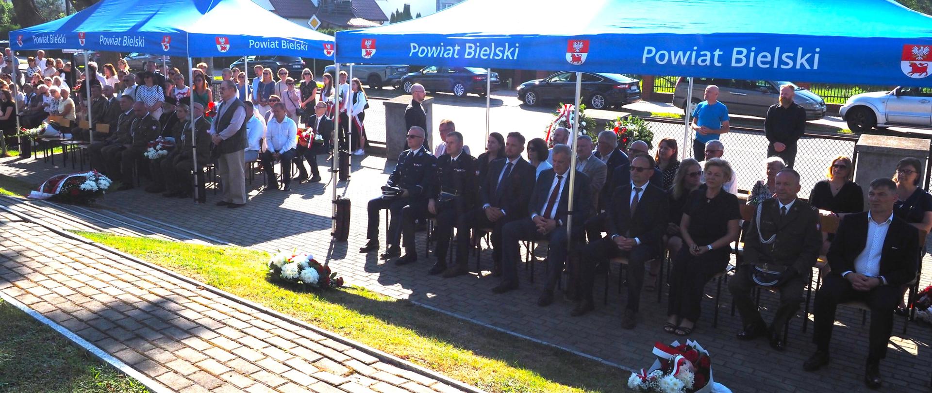 Uroczystości upamiętniające 83. rocznicę niemieckiej zbrodni dokonanej w Lesie Pilickim