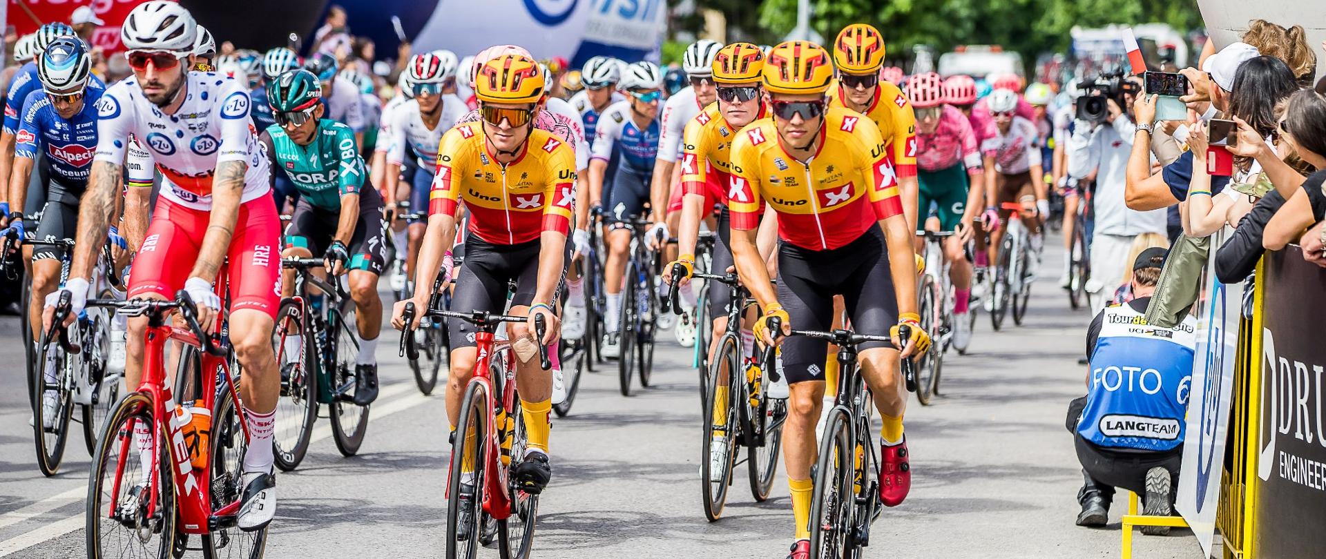 III etap 79. Tour de Pologne - start honorowy