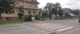 Zdjęcie przedstawiające przebudowane przejścia dla pieszych wraz z oświetleniem koło przedszkola w Rokicinach Podhalańskich. Archiwum własne 