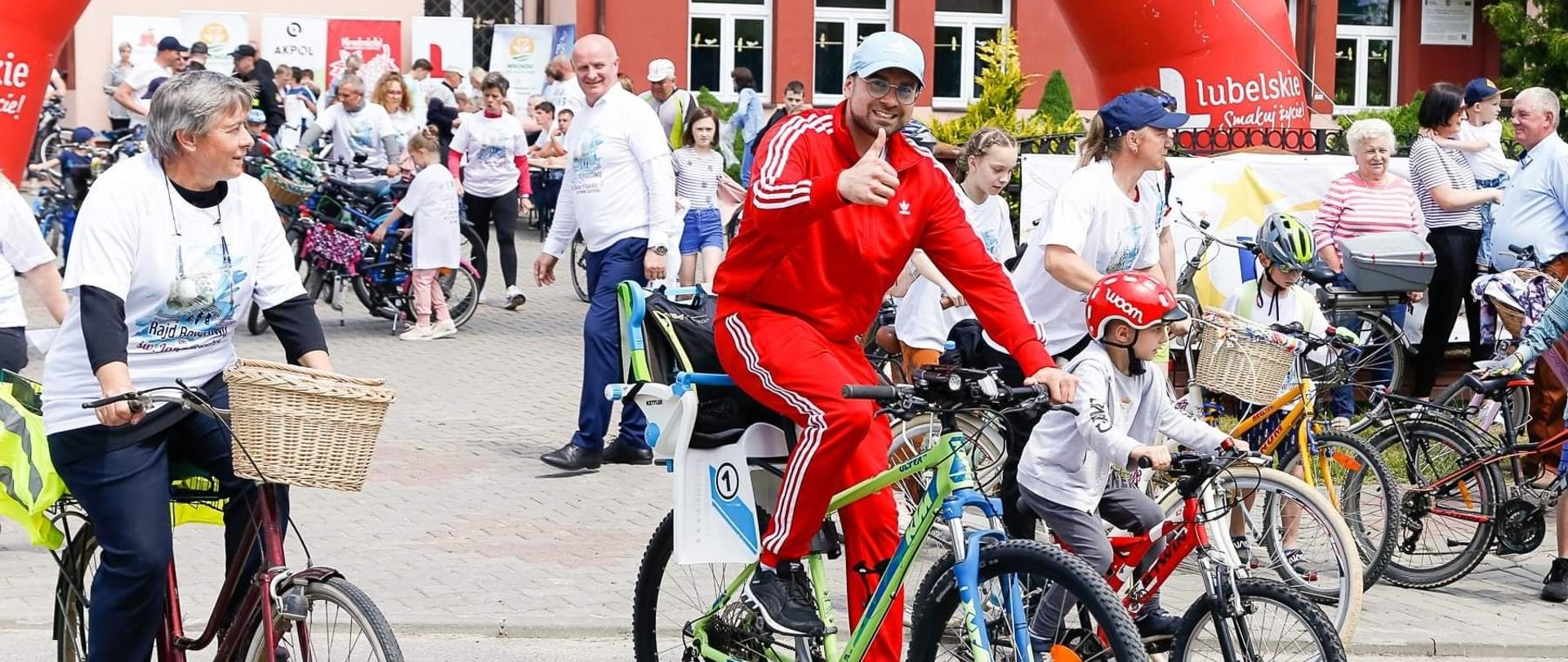 Pierwszy Rodzinny Rajd Rowerowy im. św. Jana Pawła II w Gminie Szastarka