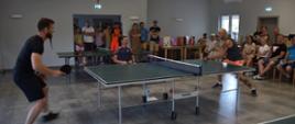 Gra w tenisa stołowego