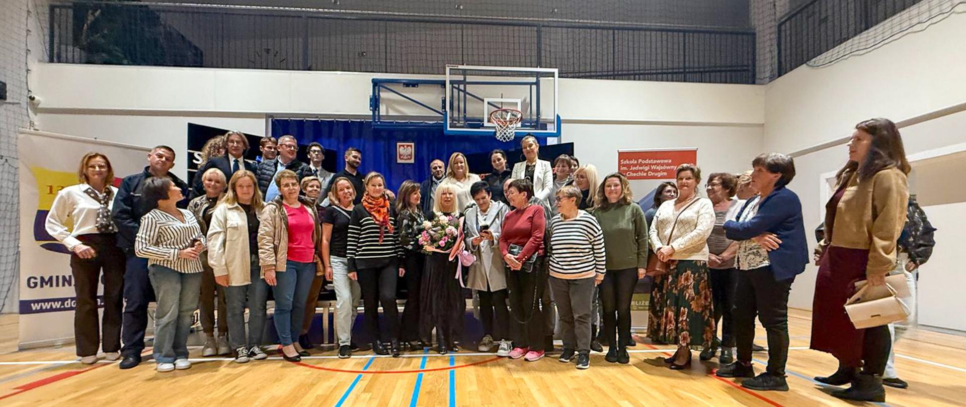 Spotkania z sędzią Anną Marią Wesołowską w Gminie Dobroń