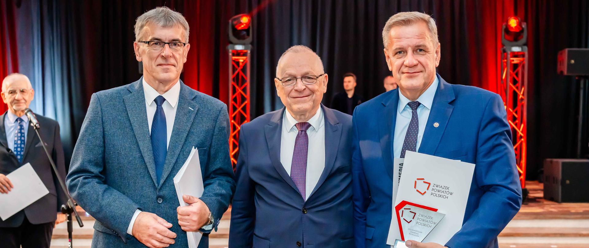 Wręczenie nagród w rankingu najlepszych powiatów w 2024 r. - uroczysta gala podczas Zgromadzenia Ogólnego ZPP, 12.06.2025 r