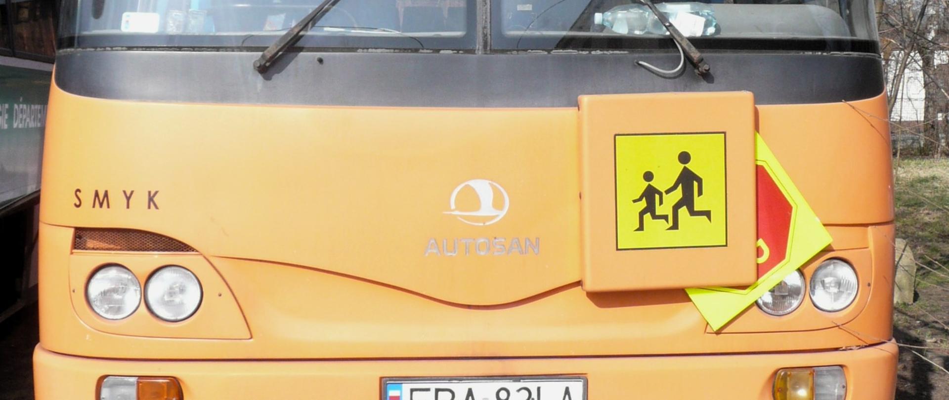 Gmina Lutomiersk sprzedaje dwa autobusy – trwa pisemny przetarg! 