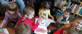Zajęcia w bibliotece z pracownikami instytucji