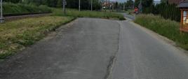 Zdjęcie przedstawia utwardzoną i położoną nawierzchnie asfaltową na działce 616 w Rokicinach Podhalańskich