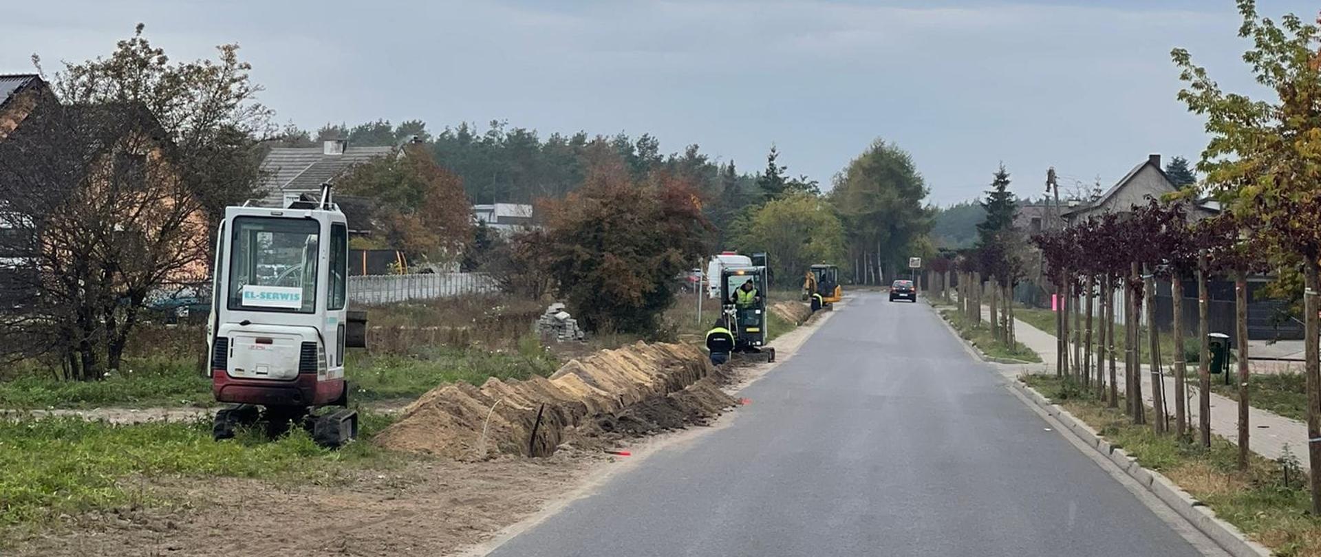 Budowa oświetlenia - ulica Długa