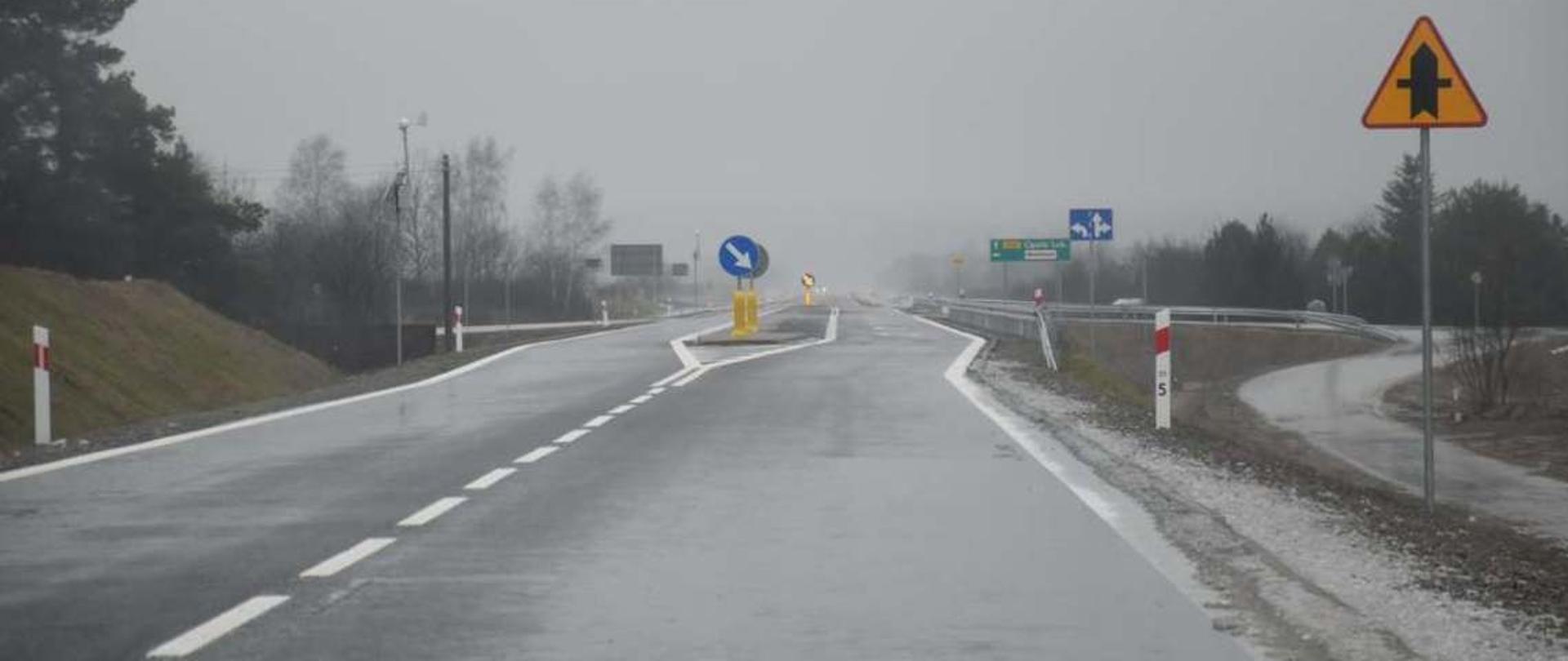 Na zdjęciu odcinek drogi wojewódzkiej numer 833