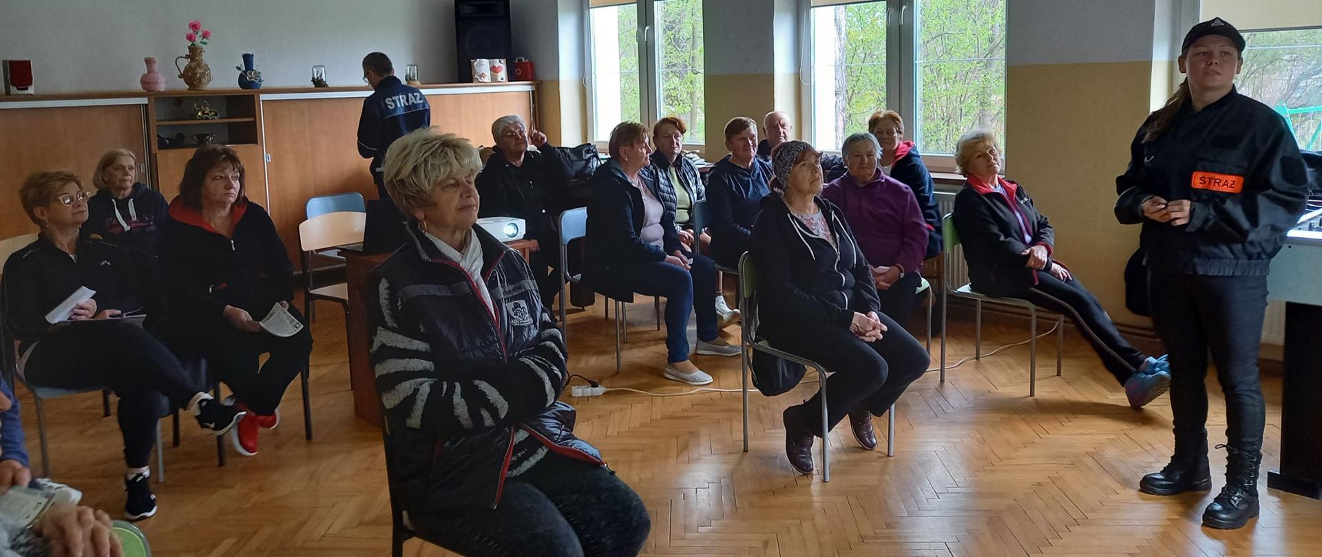 Szkolenie w zakresie świadomości zagrożenia tlenkiem węgla - Klub Seniora Chrząstówka