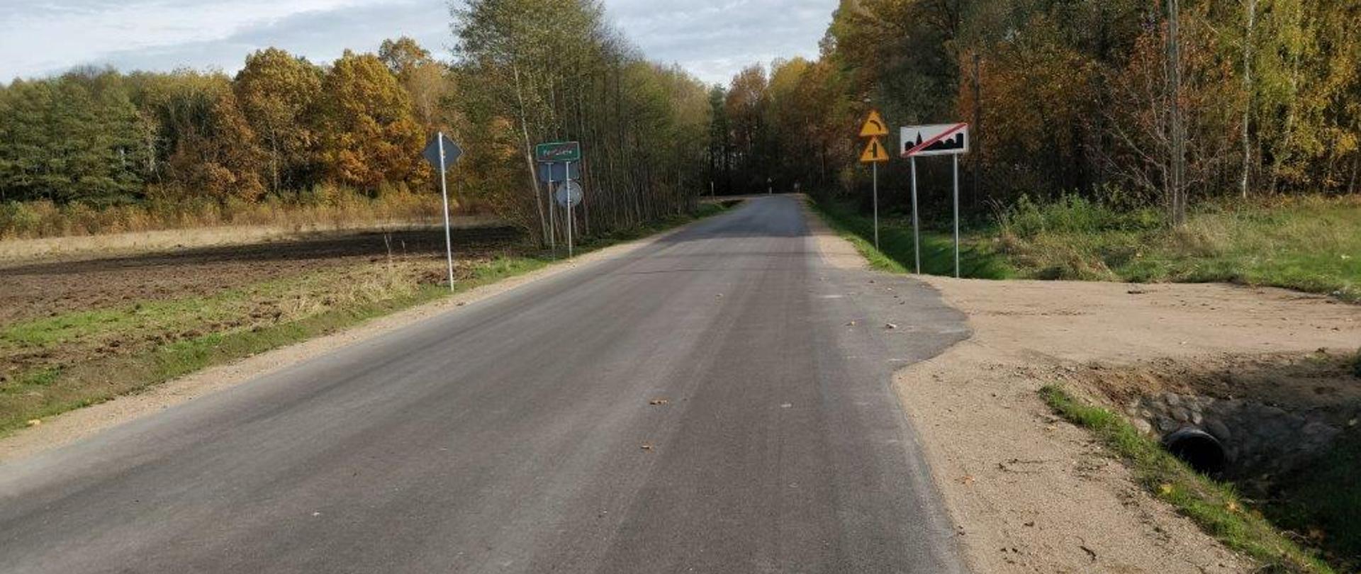 Droga powiatowa Podbiele - Dubiażyn po przebudowie