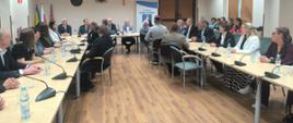 Uroczysta sesja - podpisanie porozumienia o kontynuacji współpracy z Gminą Redzikowo.