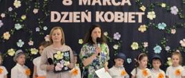 Przy głosie Pani Prowadzące