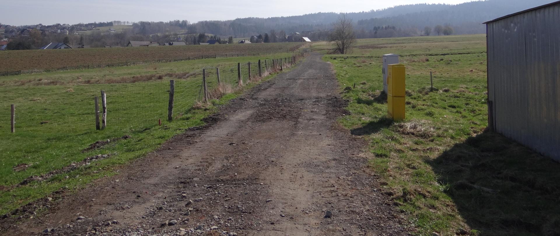Modernizacja drogi gminnej koło Włodarczyka w Rokicinach Podhalańskich.