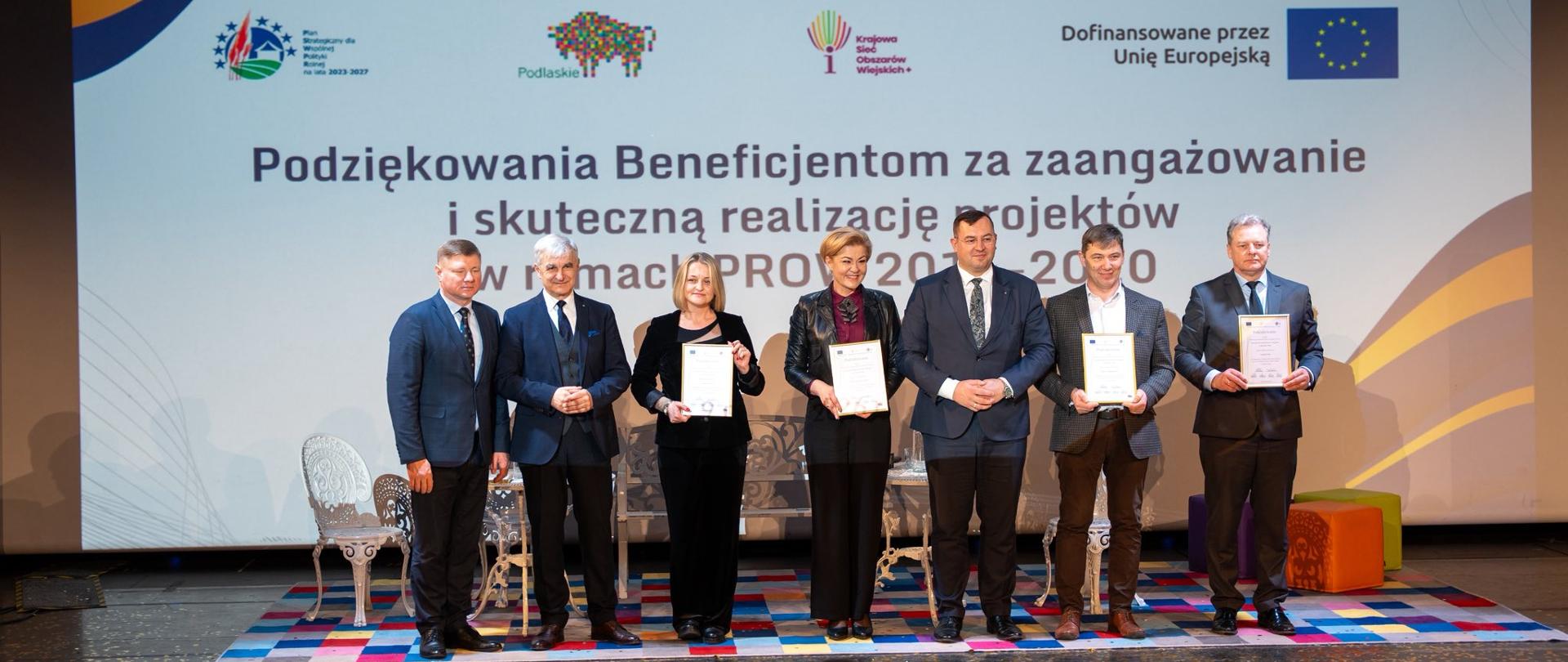 Członek Zarządu Powiatu Maciej Bobel odebrał wyróżnienie za realizację projektów współfinansowanych z PROW