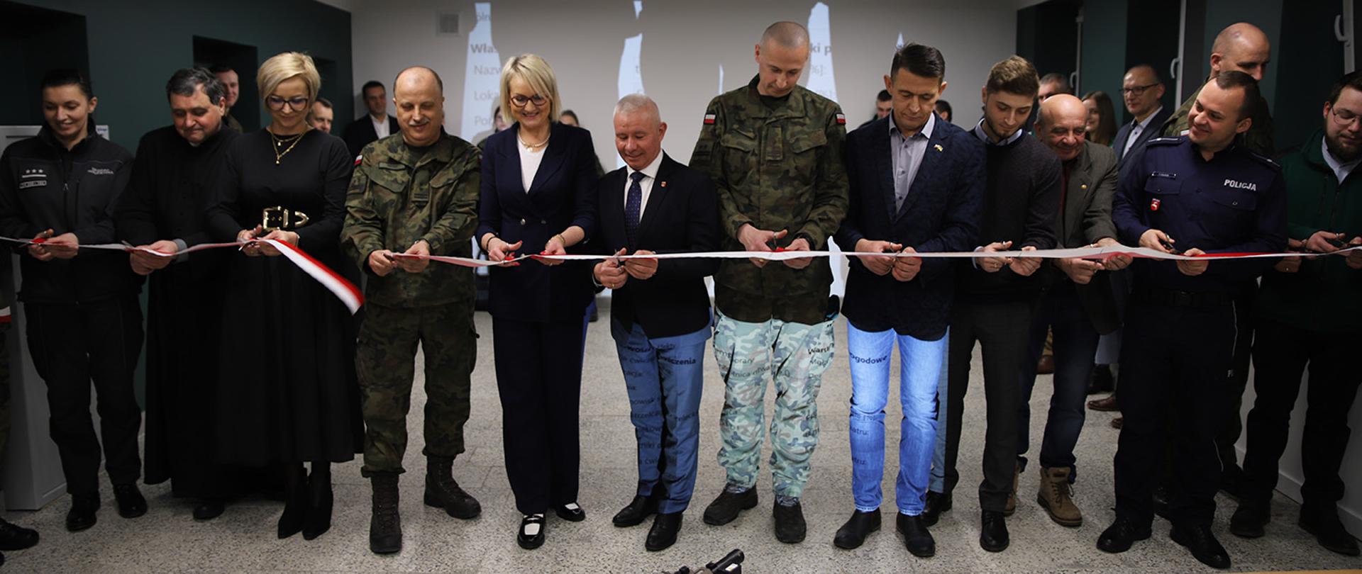 Otwarcie strzelnicy multimedialnej w Zespole Szkół nr 3 w Kraśniku