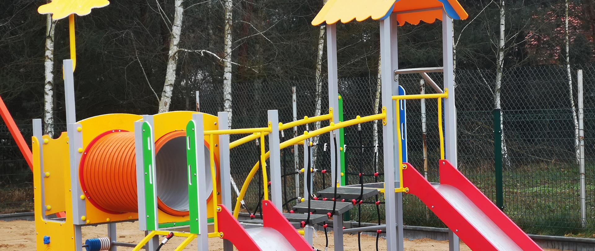 Plac zabaw w Baryczy