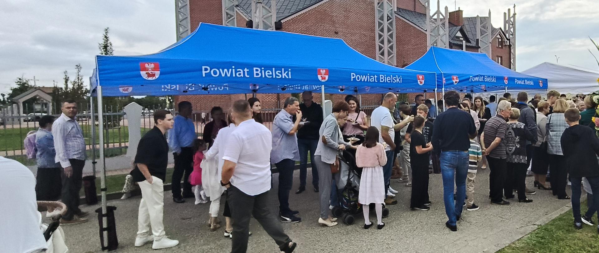Dożynki parafialne i festyn rodzinny w Sanktuarium Miłosierdzia Bożego odbyły się ze wsparciem starosty i Powiatu Bielskiego