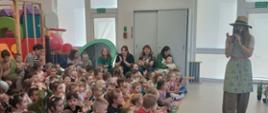Artyści występujący przed przedszkolakami