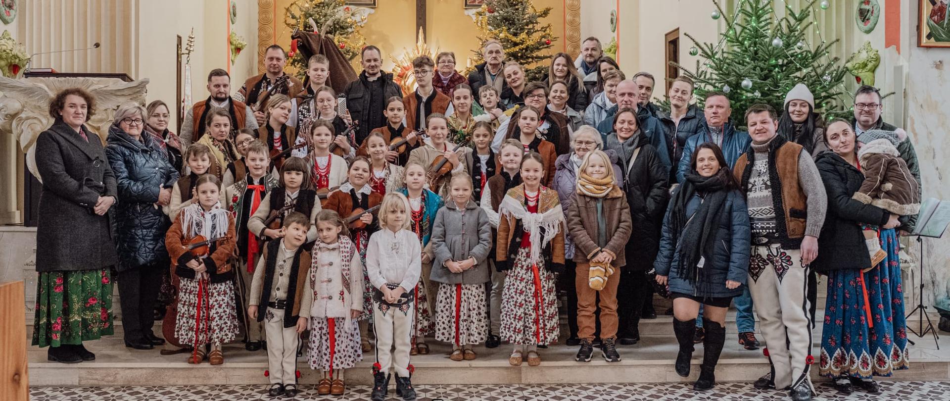 Kolędnicy z Rokicin Podhalańskich