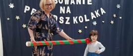 Pasowanie na przedszkolaka z udziałem dzieci i Pani Dyrektor.