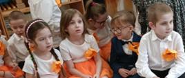 Dzieci uczestniczące w wydarzeniu