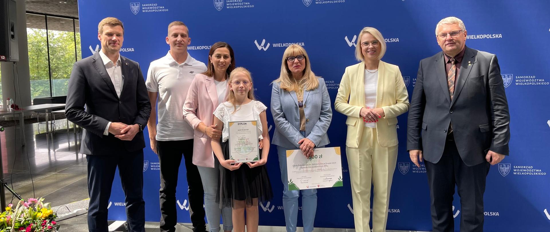 Sukces Amelii w Wojewódzkim Konkursie „Cztery Pory Roku z OZE”