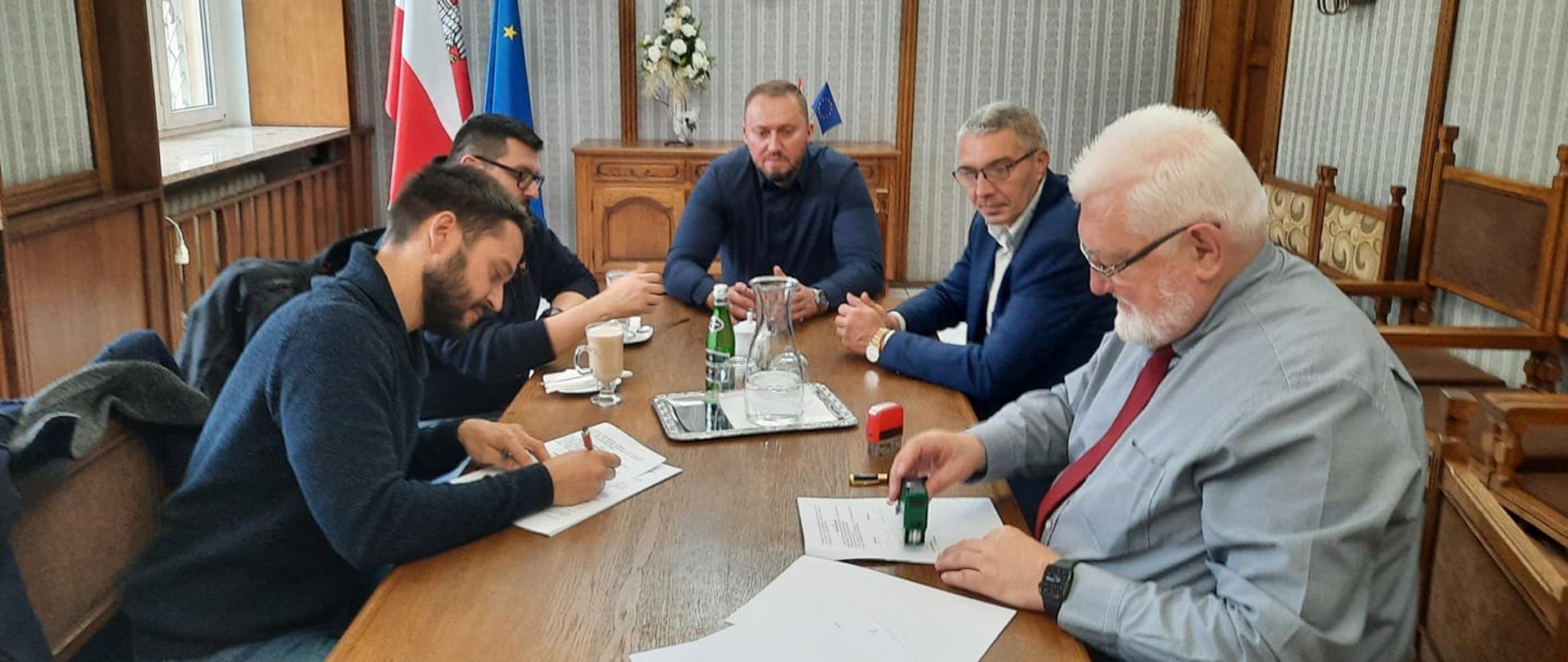 Podpisanie umowy 2021