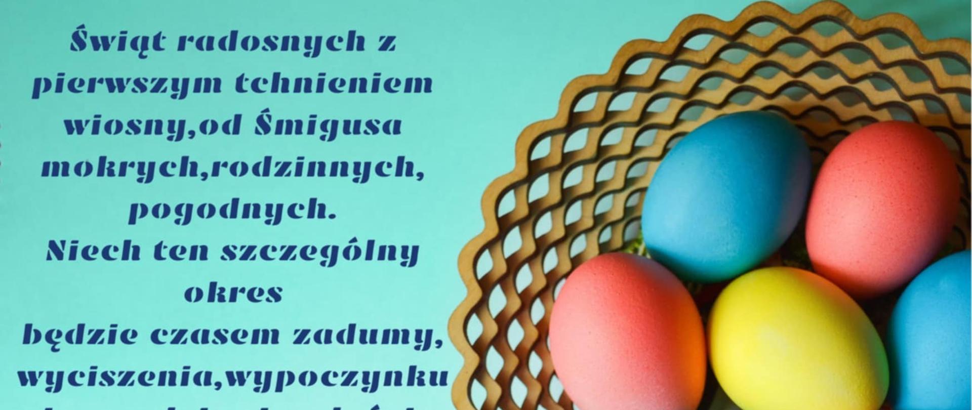 Świąt radosnych z pierwszym tchnieniem wiosny, od Śmigusa mokrych, rodzinnych, pogodnych.
Niech ten szczególny okres będzie czasem zadumy, wyciszenia zabawy, wypoczynku i prawdziwej radości życzą:
Dyrektor, Pracownicy Przedszkola Nr 3 z Oddziałami Integracyjnymi im. Żubra Pompika w Hajnówce
