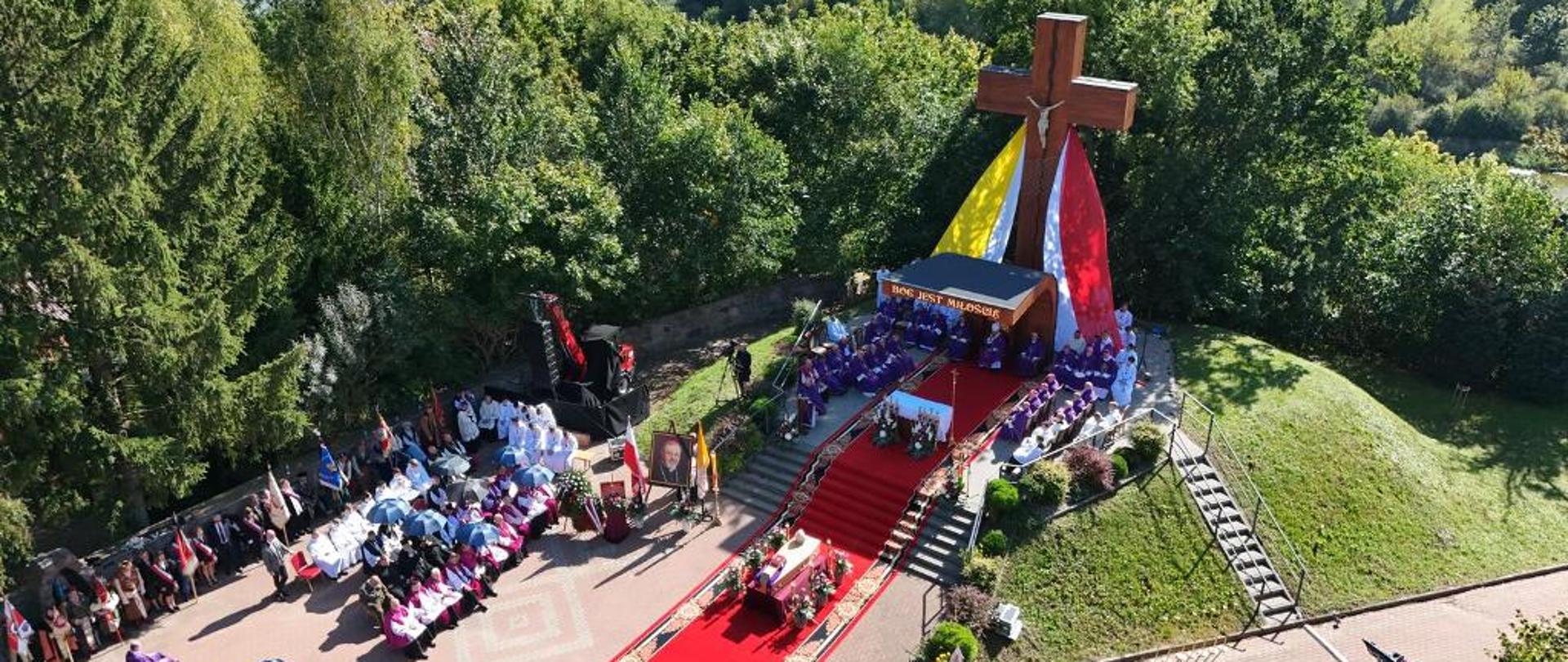 Uroczystości pogrzebowe biskupa seniora diecezji drohiczyńskiej Antoniego Dydycza